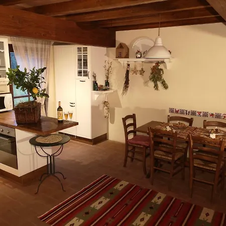 Rose Tuscany Сasa de vacaciones Fosdinovo